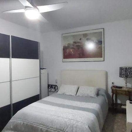 Lola.- Habitacion De Matrimonio, Con Bano Privado Granada Eksteriør billede