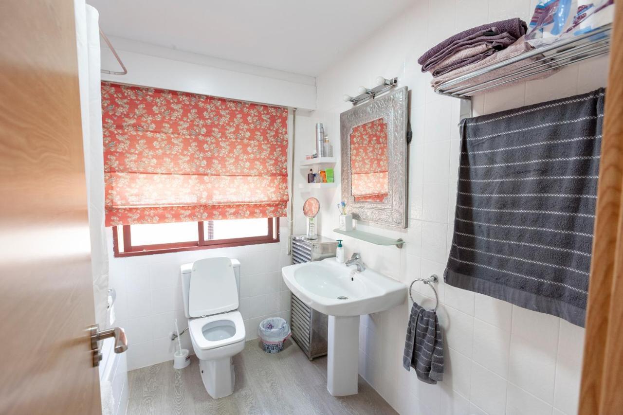 Lola.- Habitacion De Matrimonio, Con Bano Privado Granada Eksteriør billede